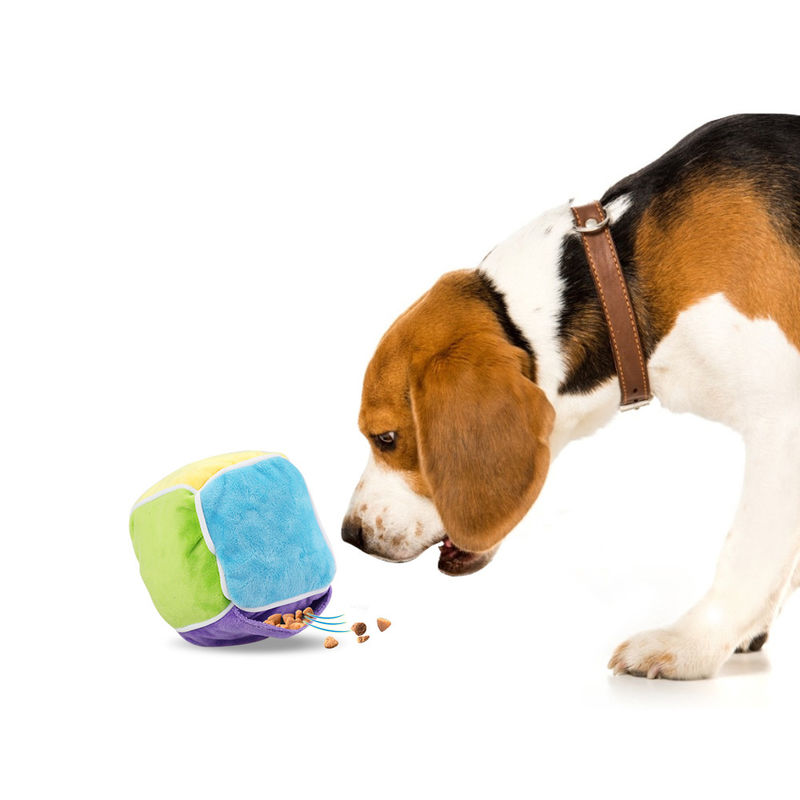 Umweltfreundliches buntes intelligentes Haustier spielt Baumwollplüsch-Durchsickern-Nahrungsmittelwürfel-Hundekauen-Spielwaren