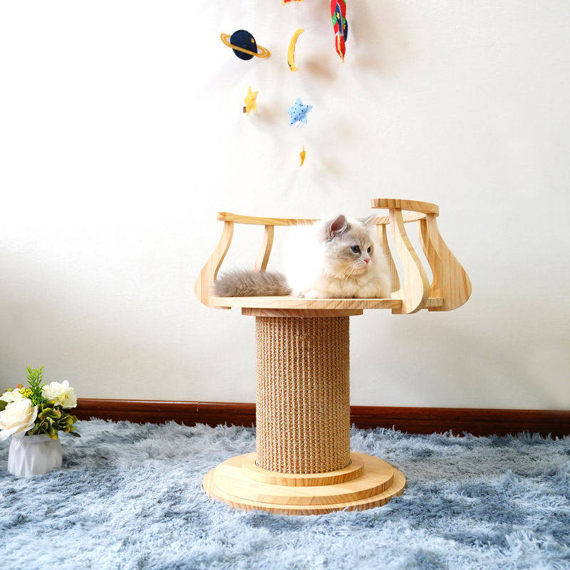 Freundliche hölzerne verkratzende Cat Climbing Tree Tower Cat Foto-Tabelle L Größe 72cm M 62cm Eco