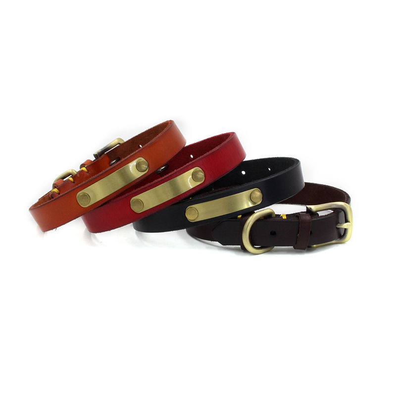 Kundenspezifisches handgemachtes Cattlehide-Hundehalsring-Leder mit Bronzemetallplatte kann gravierte Haustier Identifikations-Krägen für Hunde sein